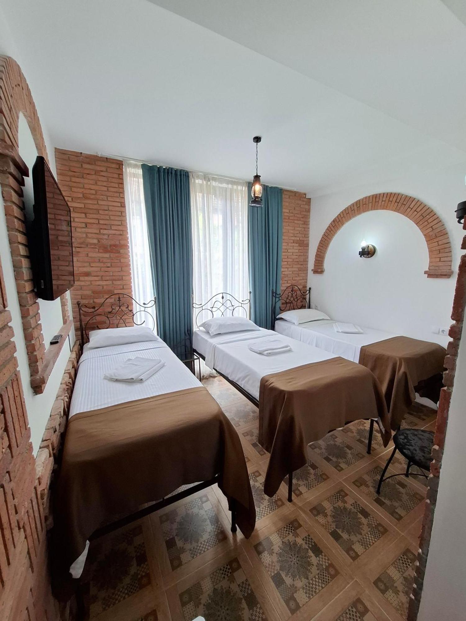 Janashia Boutique Hotels ティビリシ エクステリア 写真