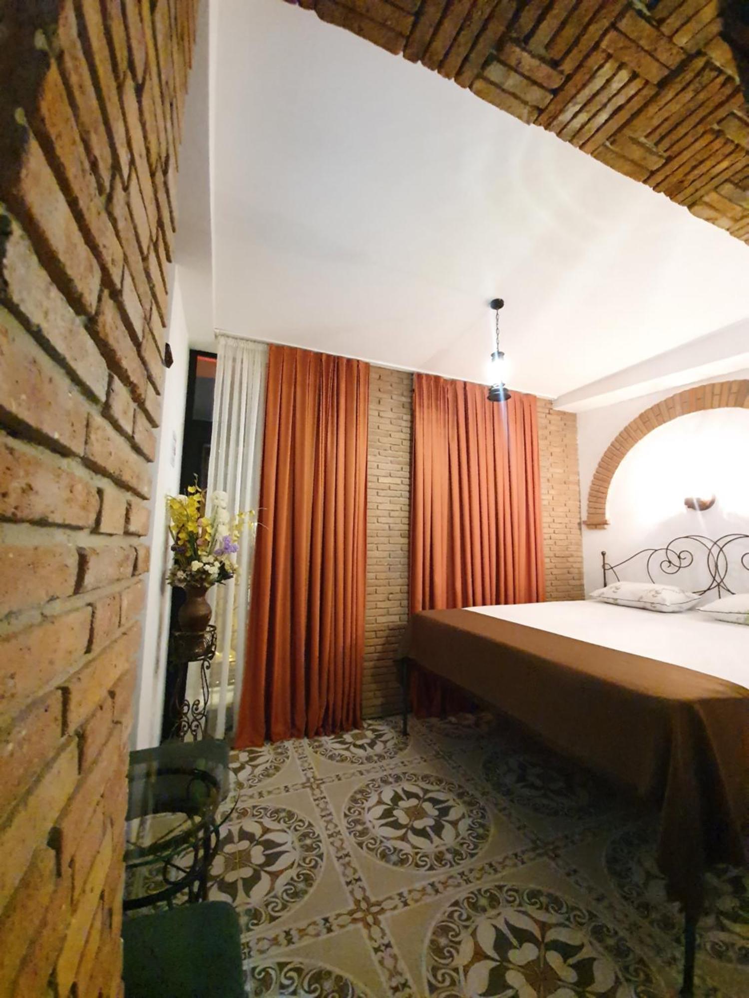 Janashia Boutique Hotels ティビリシ 部屋 写真